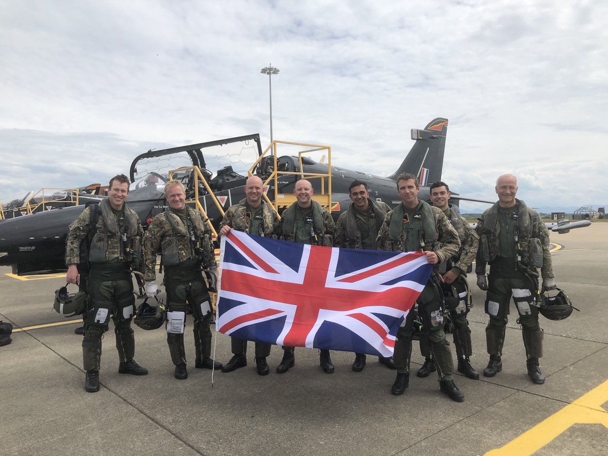 Fantastic work from the Whole Force at RAF Valley in supporting the flypast for Her Majesty The Queen’s Platinum Jubilee. A true privilege to support such a historic event! Diolch yn Fawr!