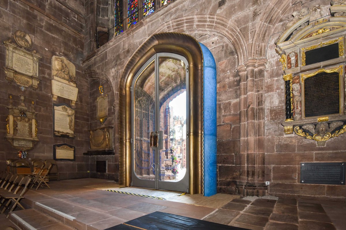 InsallArch's tweet photo. Day 4 in our jubilee journey! 👑 

We are delighted to have enabled the installation of the Pilgrim Porch @ChesterCath to coincide with the #PlatinumJubilee. 

The Pilgrim Porch has been designed by the renowned sculptor, Stephen Broadbent. 🙌 https://t.co/2853J86VFI