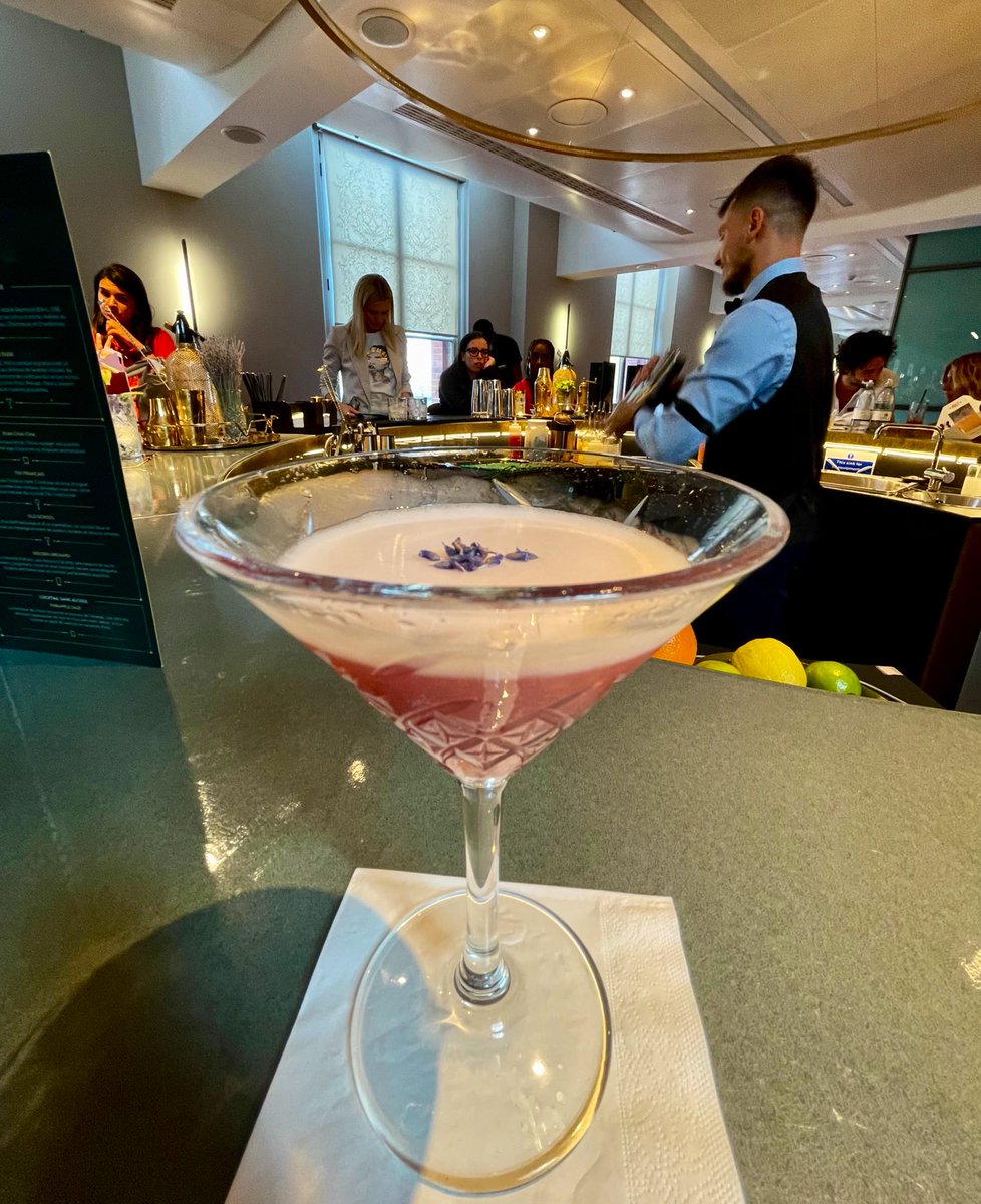 First trip out of Bonnie Scotland in 2.5 years and I am, of course, delayed…

I have thus, of course, cliché-ed my way straight to Eurostar’s cocktail bar for an early ‘Lavender Dusk’ Santé!