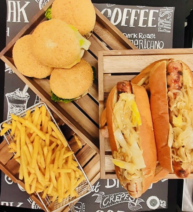 FalconDevChef's tweet photo. #nationalbbqweek continues with another great #kitchensession recipes here 🍔🌭👉 https://t.co/zCNezFZP9e https://t.co/15JtX5Aazr