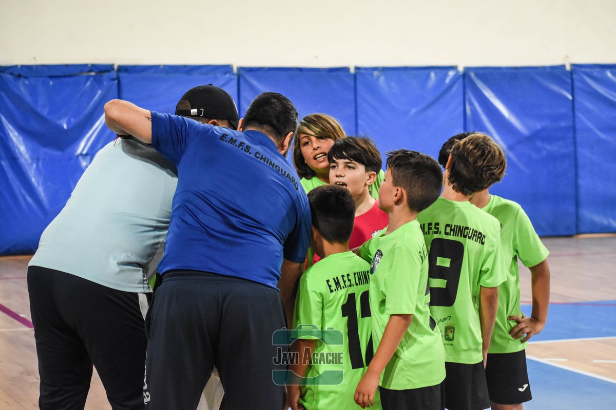 javi_agache's tweet photo. 📸Imágenes del Campeonato de Canarias Benjamín y Alevín con Bugedo, La Salle, Chinguaro y Costa Mogán
Ver al completo ➡️ https://t.co/BBmFUNRfcN
.
.
#Futsal ⚽ #FutsalLife ❤️ #FútbolSala #CostaMogan #Chinguaro #Bugedo #LaSalle https://t.co/0d2GAcOb5r