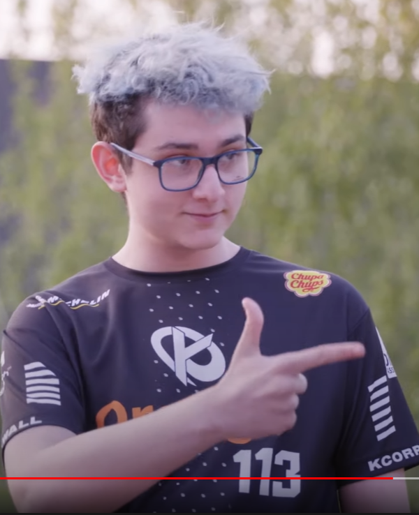 Maokhey's tweet photo. 2 0 Week pour notre première semaine au Summer split à venir #KCORP #KCORPWIN #KCX2 #KELAWIN #BLUEWALL #ULTRAKC #OnJoueLeTitre https://t.co/tbbQM3YSnw