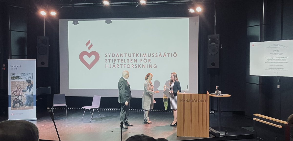 Jani Tikkanen (@tikkanenjani) on Twitter photo SydÀntutkimussÀÀtiön Soisalo-palkinto vuonna 2022 Heli Tolppaselle sydÀmen vajaatoimintaa koskevasta tutkimuksesta.
LĂ€mpimĂ€t onnittelut! đđ»đ©
#sydÀntutkimussÀÀtiö #tiede #tutkimus <a href="/HUS_fi/">HUS Helsingin yliopistollinen sairaala</a> SydÀntutkimussÀÀtiön Soisalo-palkinto vuonna 2022 Heli Tolppaselle sydÀmen vajaatoimintaa koskevasta tutkimuksesta.
LĂ€mpimĂ€t onnittelut! đđ»đ©
#sydÀntutkimussÀÀtiö #tiede #tutkimus <a href="/HUS_fi/">HUS Helsingin yliopistollinen sairaala</a>