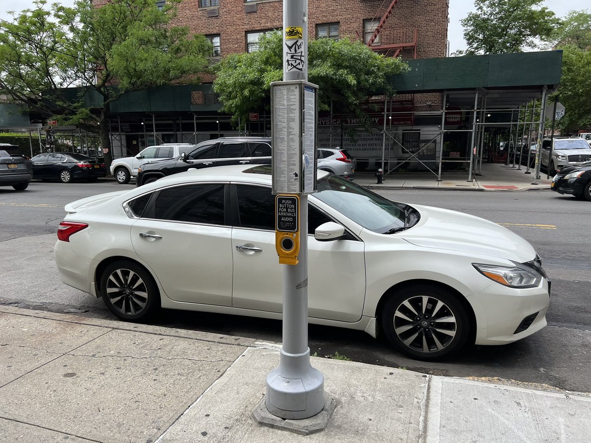 JimRockaway's tweet photo. People waiting before I got here. #Q72 to @LGAairport -how many added an extra 29 min wait for 2.5 mile ride plus travel? When bus comes it will be stuck in traffic &behind illegally double parked cars in most transit rich area in US.We need automated fines &bus lanes everywhere. https://t.co/XirLq1oSMI