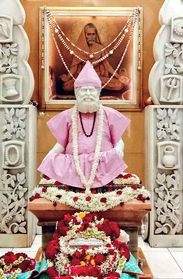 YagnangP's tweet photo. •ૐ અવધૂત ચિંતન શ્રી ગુરુદેવ દત્ત•
•ॐ लोकाः समस्ताः सुखिनो भवन्तु•
।પરસ્પર દેવો ભવ:।
આજના સંધ્યા દર્શન શ્રી રંગ મંદિર,નારેશ્વર.
#Blessed #RangAvadhoot #Happiness  #BlessedAndGrateful #Divinity #PositiveEnergy #Peace #BlessAll #ThurdayVibes #Guru  #Nareshwar #Gujarat #Narmada https://t.co/GZnZ9xRCFU