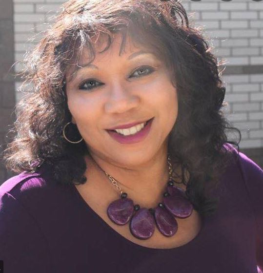 USD_JI's tweet photo. Join NBCT Award-winning educator @GrammarEducator at the EDInnovate Showcase 2022! Her TikTok grammar lessons on @iamthatenglishteacher have gone viral with over 1 million followers. Get your no-cost tickets today! https://t.co/HjIUVBMwBJ https://t.co/frWo3Age7D