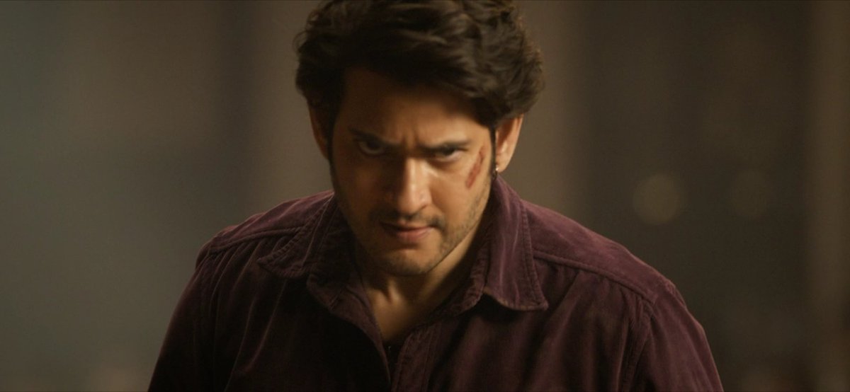 Chandan_radoo's tweet photo. Ippudu anandra expressions ani na kodakalara....aayana mundu meeru ekkada paniki vastaru ra chachu yedavalara 😆

#SarkaruVaariPaata https://t.co/ENAVt95SCr