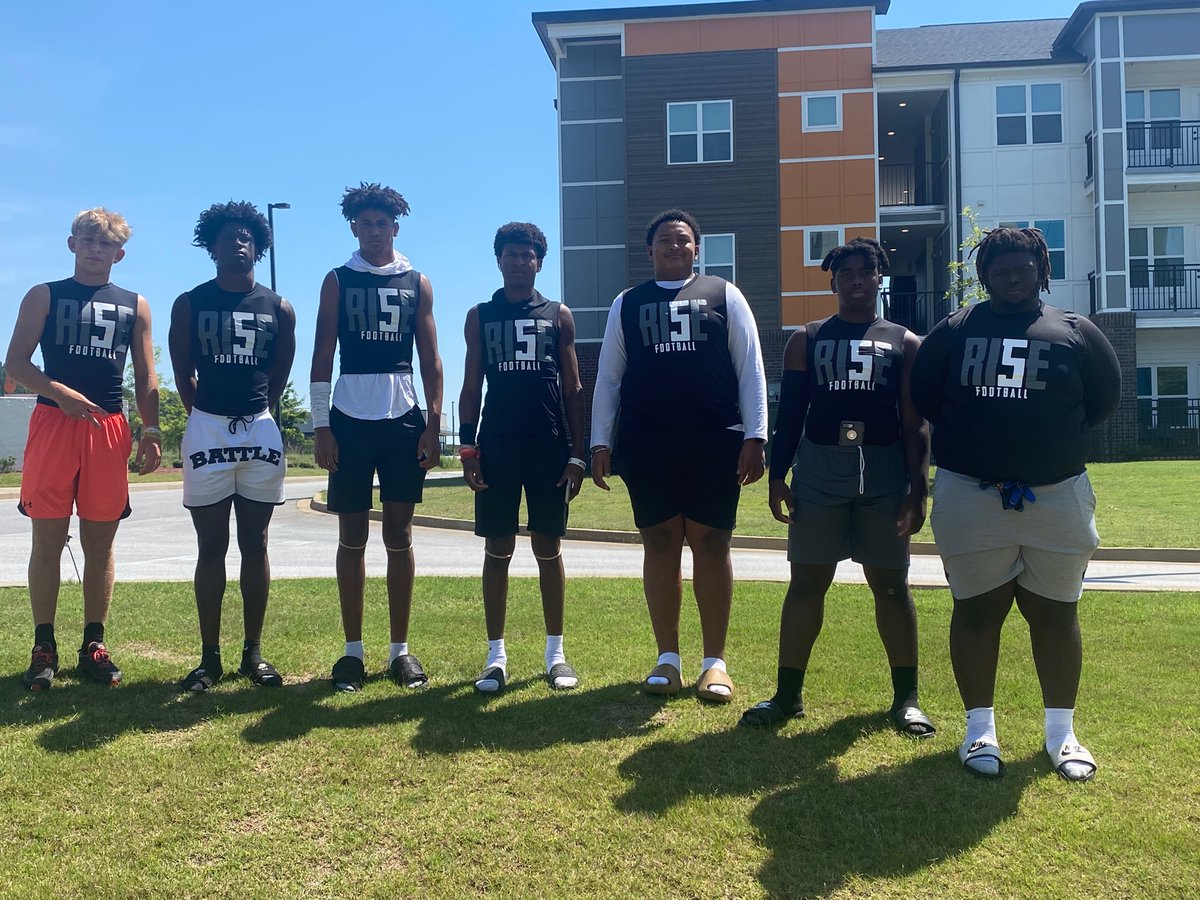 Great Representation for <a href="/CHS_Tornadoes/">Clearwater Tornadoes Football</a> at the Clemson Football Camp Today !!! 

<a href="/WhirleyTrey/">Trey Whirley</a> 
<a href="/J_BoatwrightJr/">Jarvis “BOATWRIGHT” Jr</a> 
<a href="/TrippTyrek/">Tyrek Tripp</a> 
<a href="/JustinGlenn_19/">Justin Glenn</a> 
<a href="/JaylenBobbitt3/">JB ₀</a> 
Noel Brown 
<a href="/Isaiah73Hayes/">Isaiah Hayes</a>
