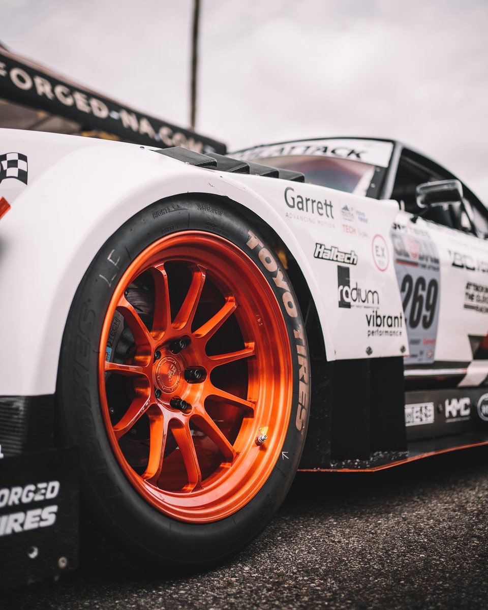 BCRacingNA's tweet image. Beauty shots taken by @zero2.media, of @shawnb26’s full carbon, #LSswapped 240z. Equipped with our 3-way #ZRseries custom coilovers, and @bcforgedna TD01’s during @formulad Orlando! • #bcracing #bcracingna #bcforged #bcforgedna #customcoilovers #go4gold #formulad #FDORL