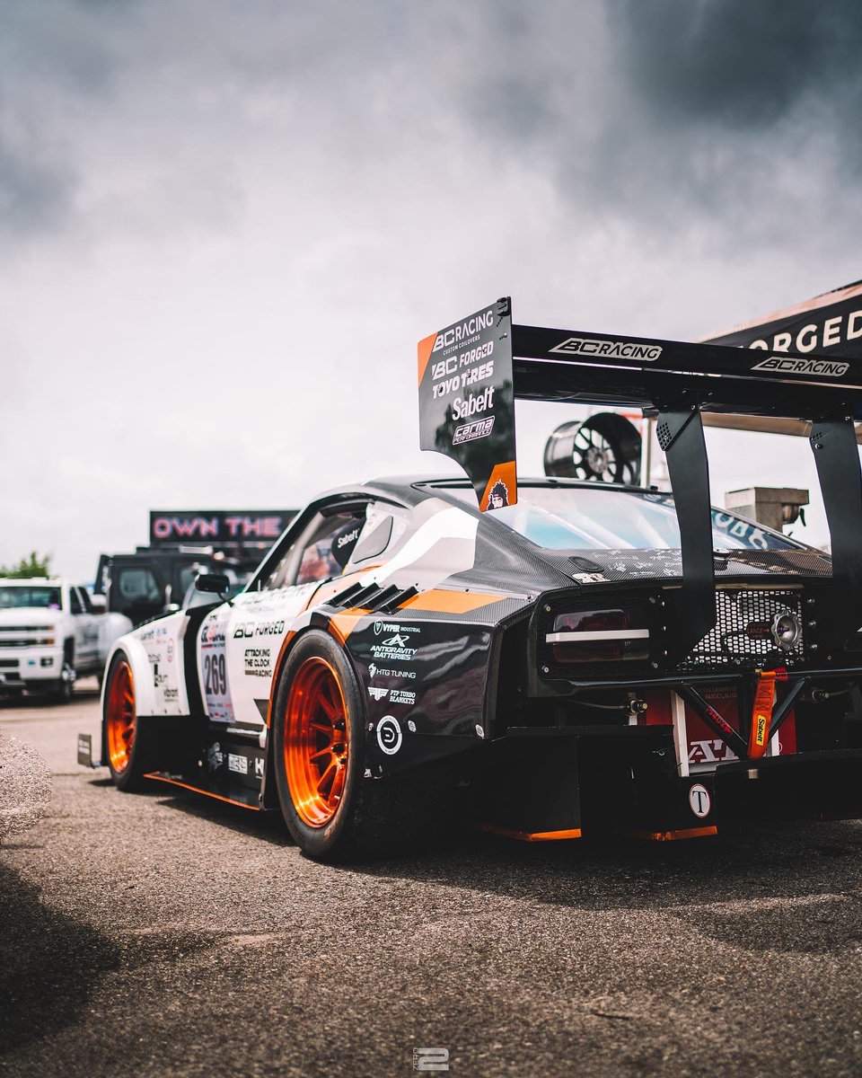 BCRacingNA's tweet image. Beauty shots taken by @zero2.media, of @shawnb26’s full carbon, #LSswapped 240z. Equipped with our 3-way #ZRseries custom coilovers, and @bcforgedna TD01’s during @formulad Orlando! • #bcracing #bcracingna #bcforged #bcforgedna #customcoilovers #go4gold #formulad #FDORL
