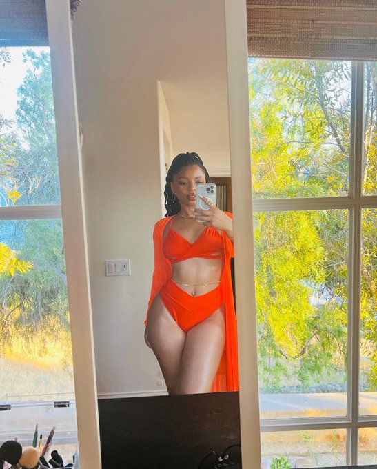 orange you glad to see me 🧡 https://t.co/4elMpm5YCJ