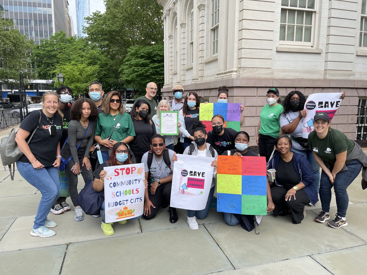 CoalitionforCo2's tweet photo. Special thanks for all the youth advocates, leaders and service providers for organizing and participating in this morning’s rally on the steps of City Hall #SaveCommunitySchools. @CHLDC @GrandStSttlment @MaketheRoadNY @Zone126Queens https://t.co/uhFsAFYw8c