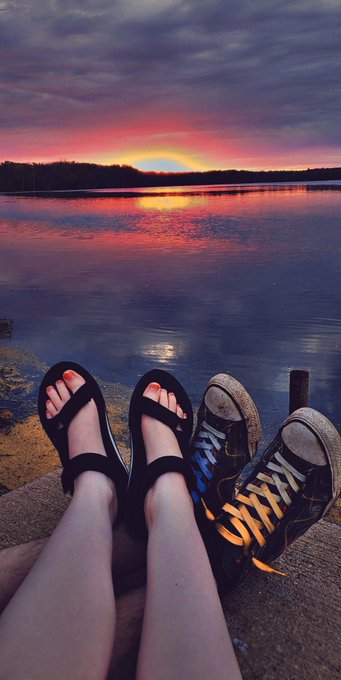 Our first paddling with our very own kayaks 🌻🌈🌞 https://t.co/DQb2fVpVrn<a href="/tag/yummy"class="tags"><span>#yummy</span></a><a href="/tag/xxxclusive"class="tags"><span>#xxxclusive</span></a>
