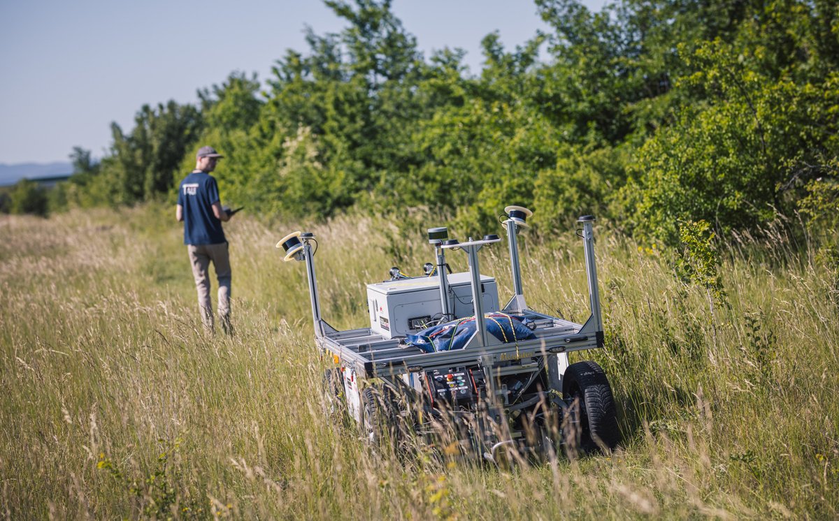 TeamTedusar's tweet photo. We won the European Land Robot Trial (ELROB) 2022 in the category Mule. 🍾

#elrob2022 #tugraz #tedusar https://t.co/gwzRRzd4BM