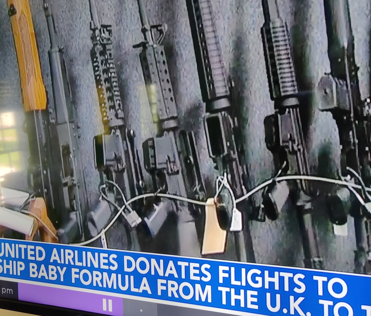 wesleyjordan's tweet photo. @chouchoutv and another mismatch between banner and photo (!) https://t.co/vsbmGPQh3x