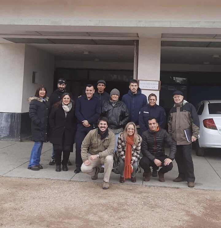 Jope_iba98's tweet photo. Conocer las distintas realidades de primera mano como pilar fundamental para la Comisión de DD.HH y Desarrollo Social. 
Esta vez visitamos el modulo 5 del Instituto Nacional de Rehabilitación, donde funciona la cárcel de mujeres.
¡Mucho por hacer! https://t.co/QvcT2iVVu4