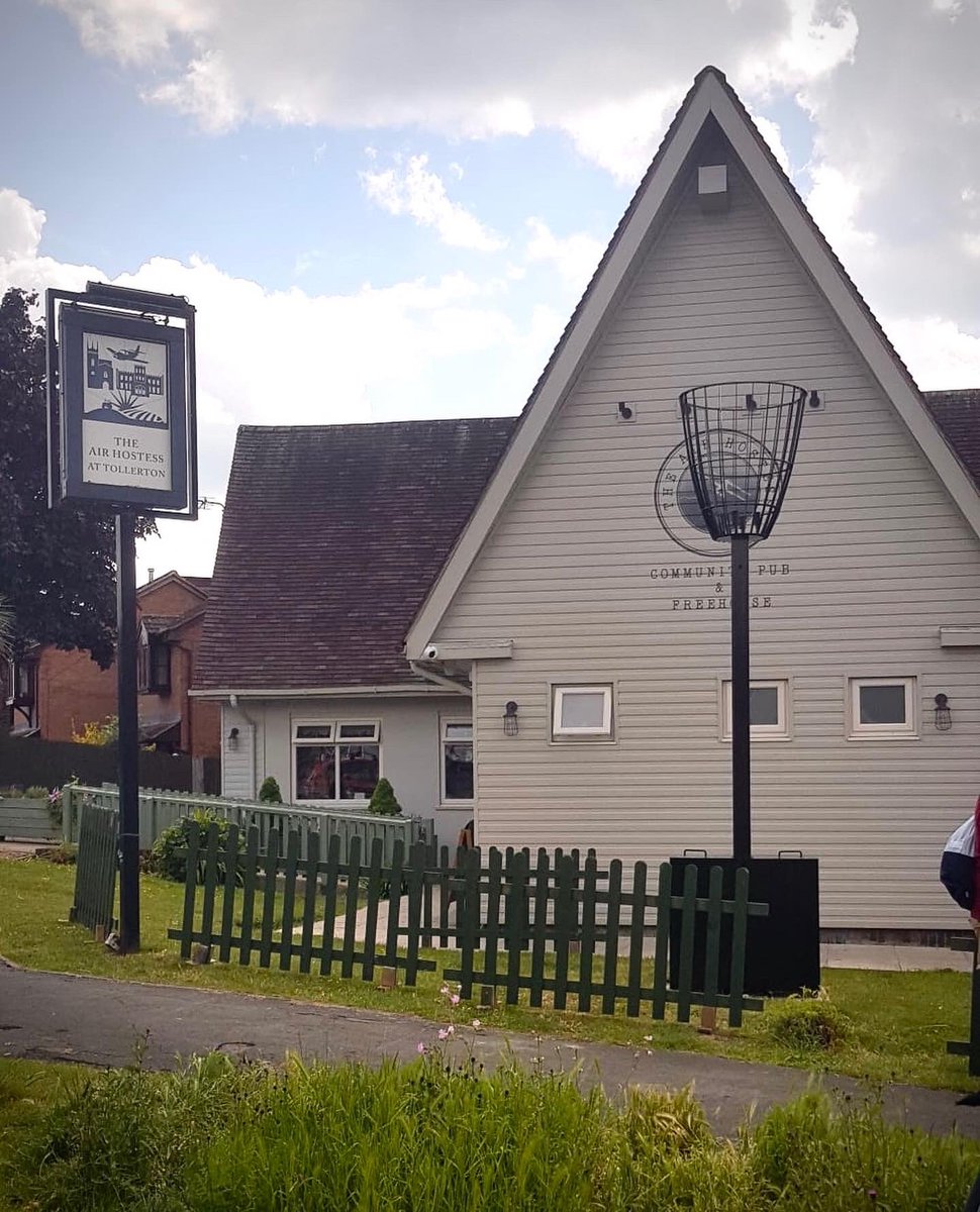 GBOutdoorFires's tweet photo. We’ve designed and made a steel Queen’s Platinum Jubilee Beacon.

It’ll be lit tonight at 9.45pm at The Air Hostess at Tollerton. 

🇬🇧 Proudly made in Great Britain.

#queensplatinumjubilee #JubileeWeekend #BeaconLighting #HM70 #nottingham https://t.co/NWffmvYxtd
