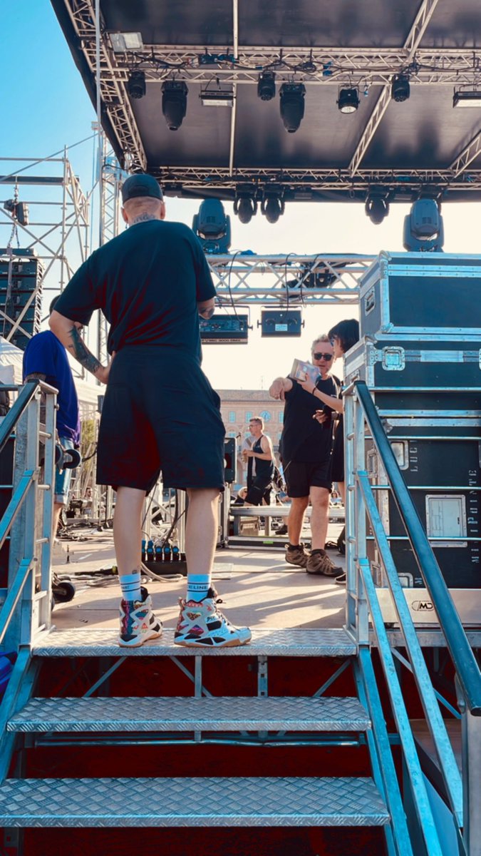 MattiaBriga's tweet photo. 🏟 Ci vediamo questa sera a Civitanova Marche in Piazza XX settembre alle 21;30 !

Vi aspetto 🏖 https://t.co/xxKx4pP7HW
