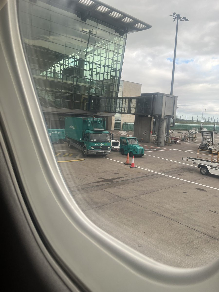 corkrooftopfarm's tweet photo. Departing Cork enroute to Singapore as part of my @NuffieldIreland scholarship #gfp #globalfocusprogramme #nuffield https://t.co/WMpYaz4Z22