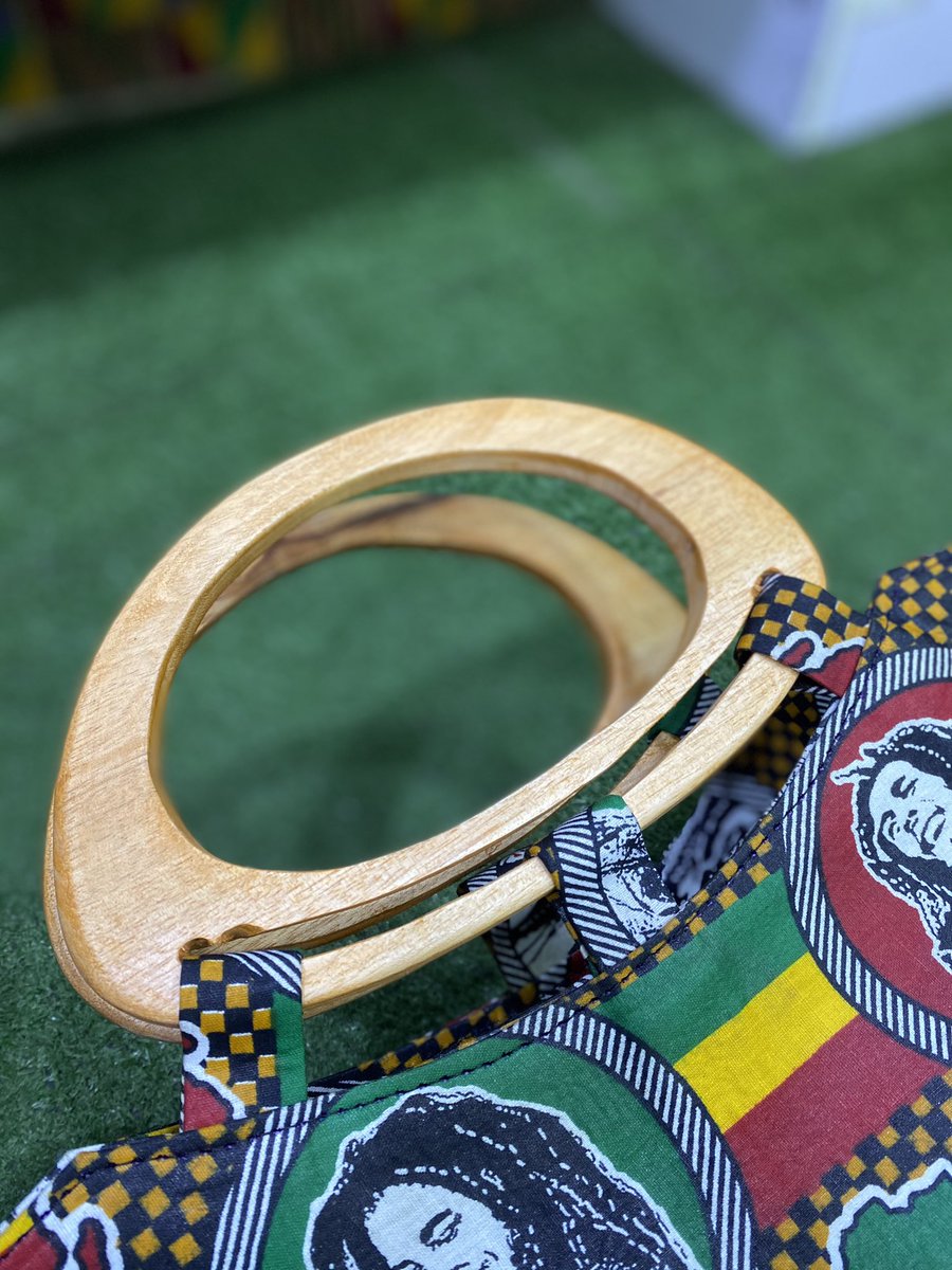 Khadimbagmaker's tweet photo. Handmade Bob Marley bag. Going for 10,000 naira only. Send us a DM today✅ https://t.co/YvRSaM5bY5