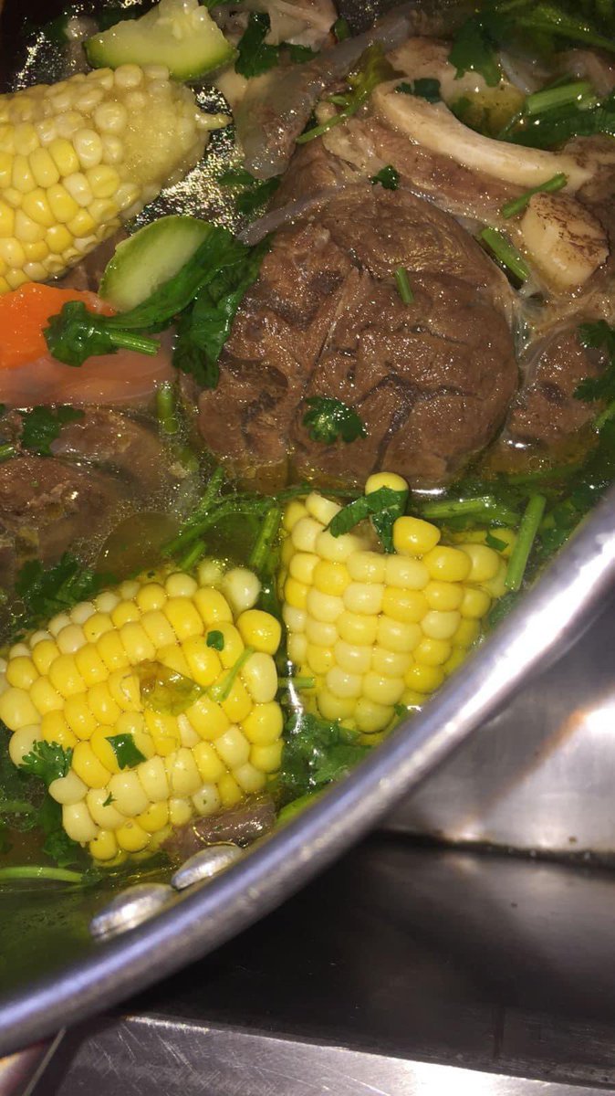 MarcelaRicoM's tweet image. Oigan mi mamá tiene en Cuauhtémoc chih una cocina económica que no es por nada pero cocina 10/10 y también hace comida para eventos. Mi hermano me comenta que ha tenido las ventas bajas me ayudan dándole RT a mi tweet ✨ para que más gente la conozca! 🤗❤️