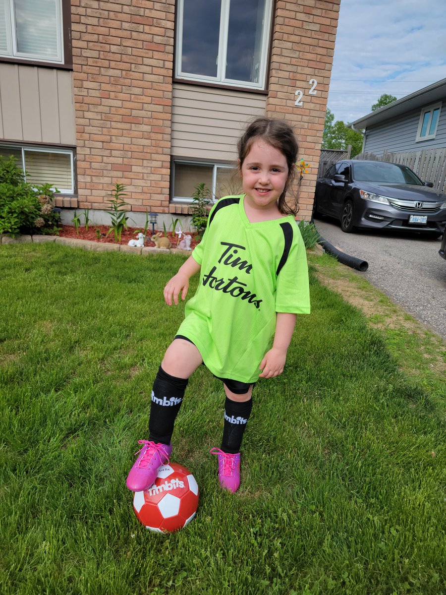 Vote Tanya Vrebosch tweet media