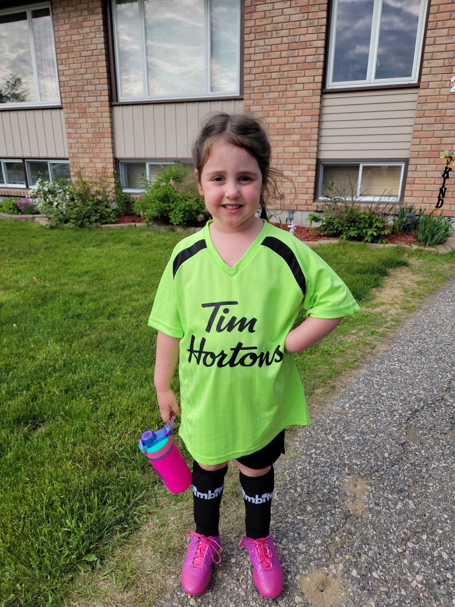 Vote Tanya Vrebosch tweet media