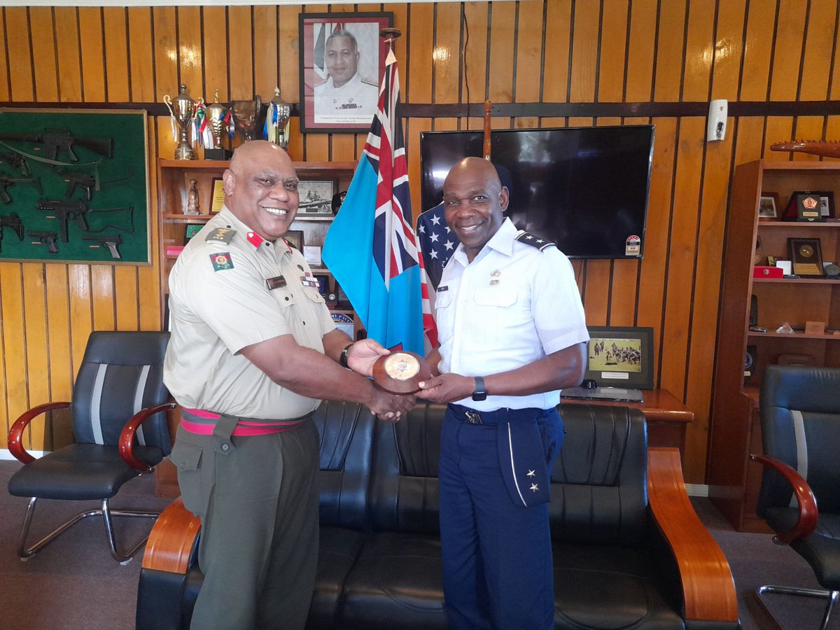 RFMF_Defence's tweet photo. Major General Ondra Berry, Adjutant General of the Nevada National Guard paid a courtesy call to Commander Land Forces yesterday. Gen Berry also had an opportunity to interact with soldiers while touring Queen Elizabeth Barracks. https://t.co/xSPBQ7flay