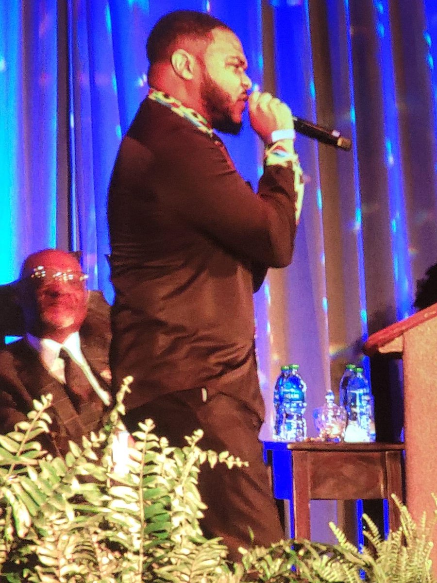 Burgess4GenSec's tweet photo. Reverend @MelechThomas is preaching down heaven in this place. Everybody needs to hear THIS Word! #Godwillfillitupagain #weneedtheoil #sendtheoil https://t.co/GVdT8Okw9T