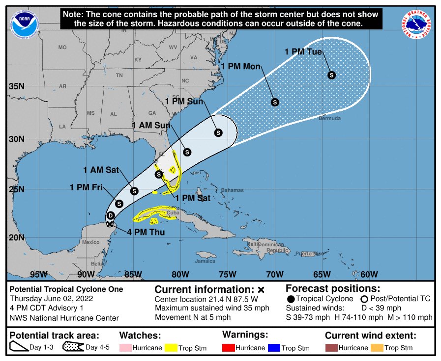 HuracanesQRoo's tweet photo. 👀Ahora el @NHC_Atlantic convierte en una #ptc . Una PTC es un sistema que aún no es un ciclón tropical, pero que plantea la amenaza de llegar a ser una TT o tiene las condiciones para serlo en las próximas horas. Nos dejará fuertes lluvias para el jueves. @VivoEnCancun https://t.co/JG7sPiBTJJ
