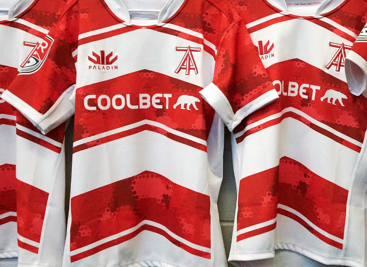 TorontoArrows's tweet photo. Moments from the 2022 #FireAndIceCup in our Military Appreciation Kit.

Already looking forward to getting a crack at the hardware next season, @RugbyATL! 👊 

📸 » Ben Weitz

#ArrowsUp https://t.co/p8NEAjcH1U