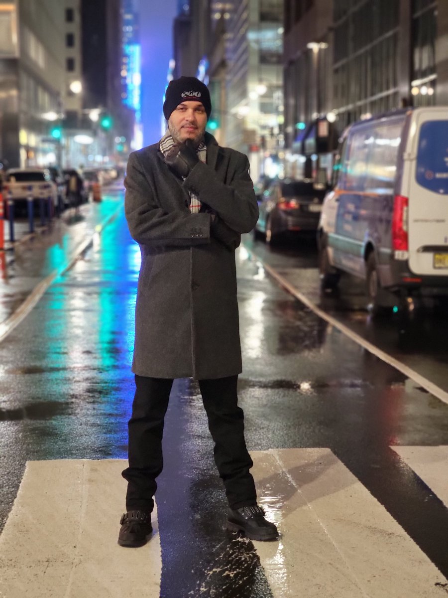 The_Real_Neon's tweet photo. Gotham City 🦇 https://t.co/8ehdQOwbo4