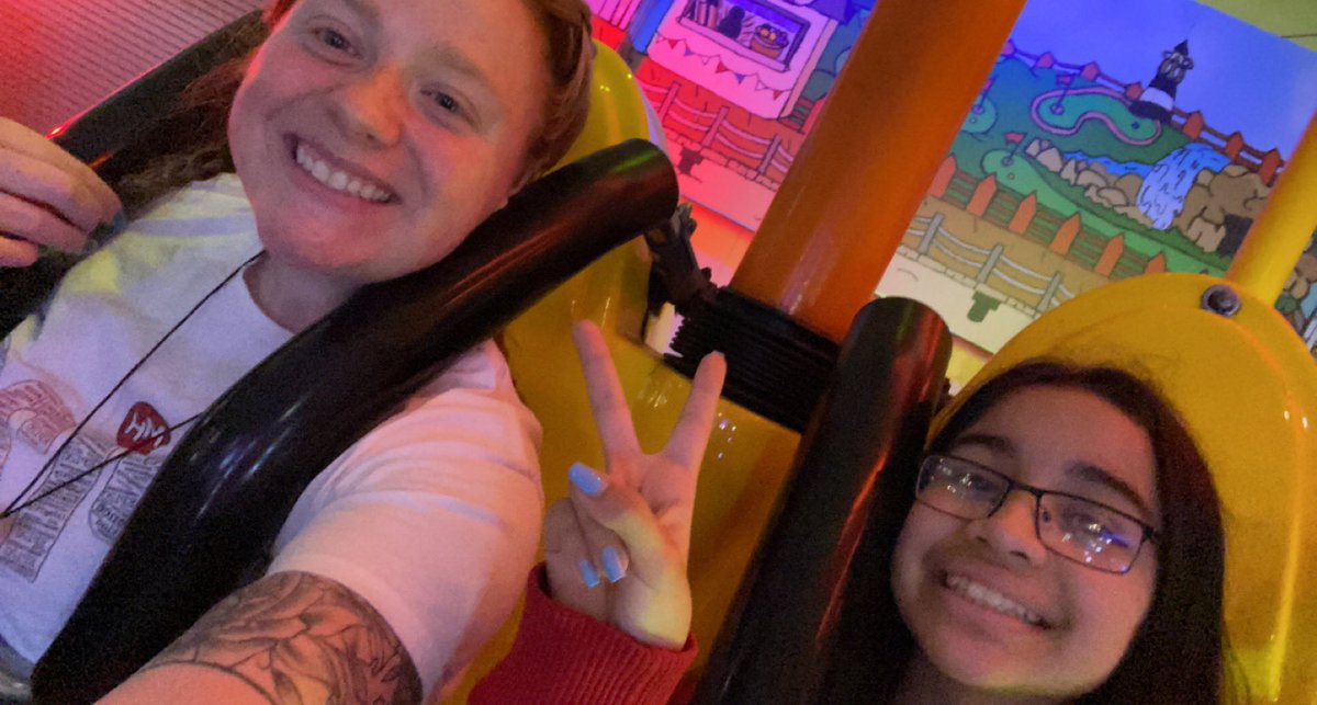 Julianne Goldy tweet media