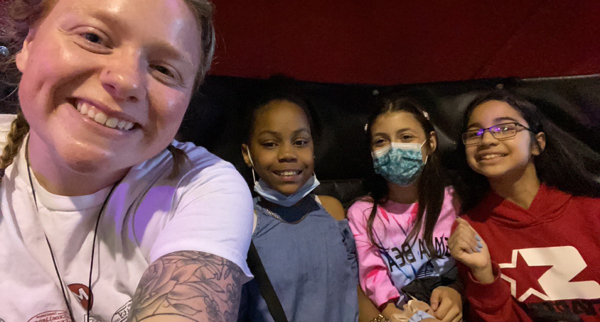 Julianne Goldy tweet media