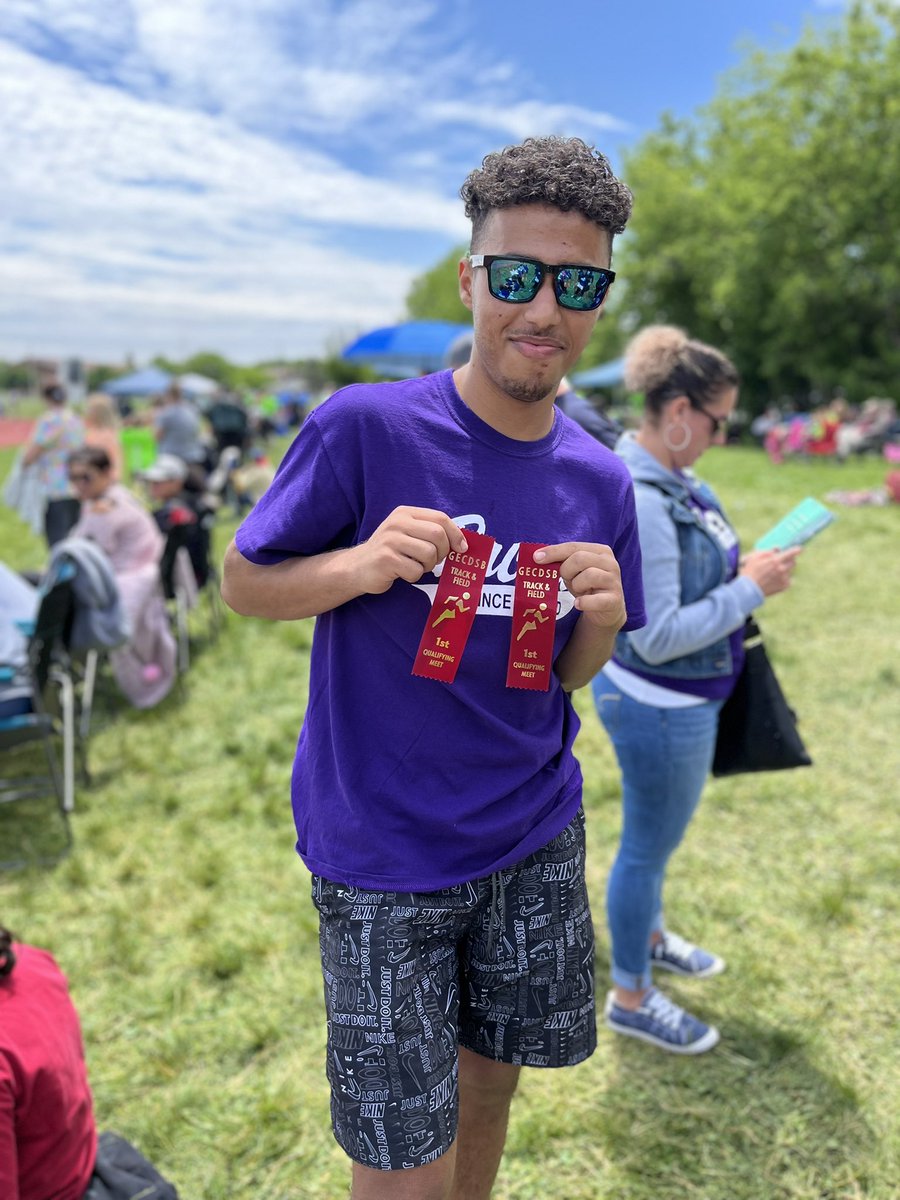 Mrs. Bondy tweet media