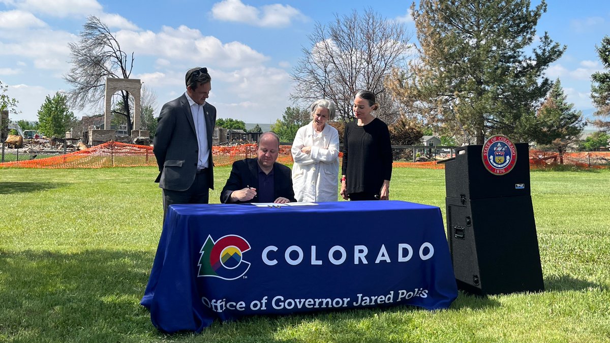 Thank you <a href="/GovofCO/">Governor Jared Polis</a> for signing two climate resiliency bills today that I was proud to sponsor with Sen. <a href="/SteveFenberg/">Steve Fenberg</a>. 

One will study ways to improve the reliability of CO’s big grid with the use of microgrids, and the other will help communities prepare for natural disasters.