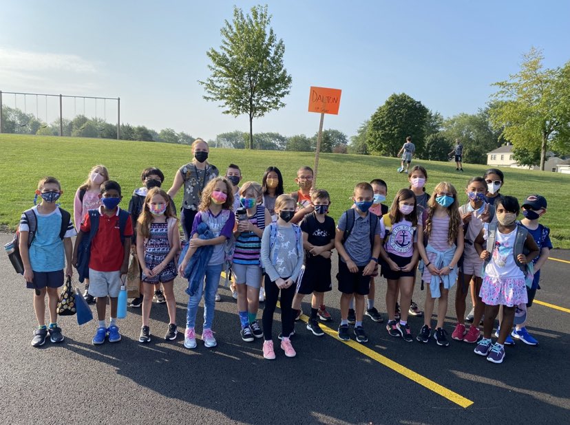 MrsWhite96's tweet photo. These phenomenal 4th graders are now 5th graders! Have a great summer! https://t.co/kzavfHs22K