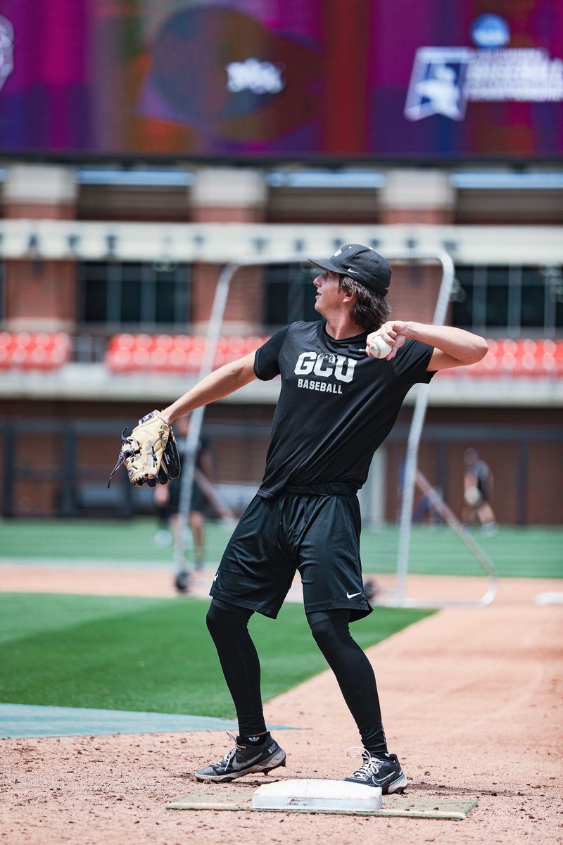GCU_Baseball's tweet image. In the building. 🎯 #LopesUp