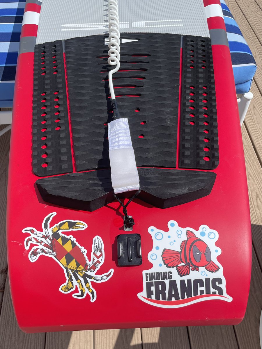 DavidWendkos's tweet photo. @VancityReynolds Thought you might like this. On 6/26, I’m paddling 80 miles across the ocean to raise awareness and $ for those living with Cystic Fibrosis. 

This is the board I’ll be using. #Deadpool

(Also, no expectations, but if you want to donate: https://t.co/3iDMHbv23Y.) https://t.co/hOXWTcJNxg