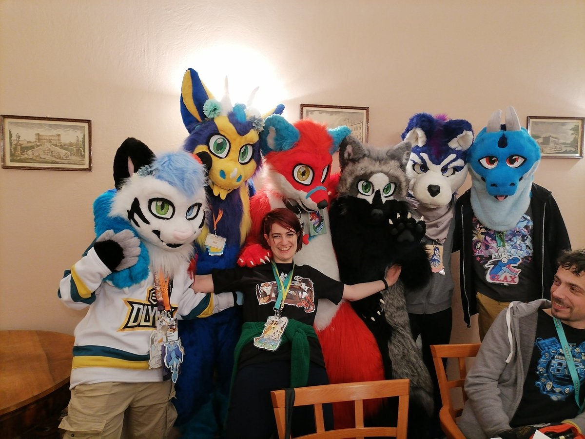Panthera_Arven's tweet photo. I have attended many cons before but @FurizonEvents was by far the most fun I've had in a long time! Everyone was so fun and welcoming, it was a pleasure meeting you all and I already can't wait for the next event! ❤️
(I'm sure I'm missing so many tags, help is appreciated! ❤️) https://t.co/iKMcDBl4X4
