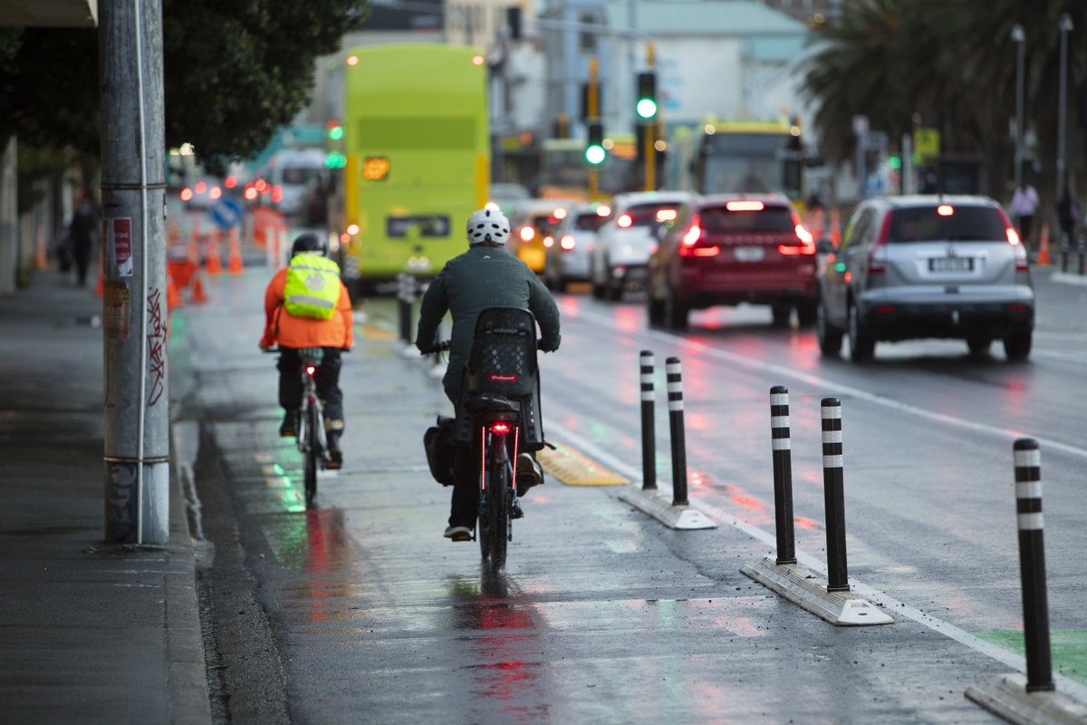 Happy World Bicycle Day! 

The first section of the Newtown to city bus and bike improvements route are now finished and will be and operational from Tuesday 7 June 🚌🚶🚲🛴

This means the bus platforms and bike lanes on Riddiford Street are ready to roll.