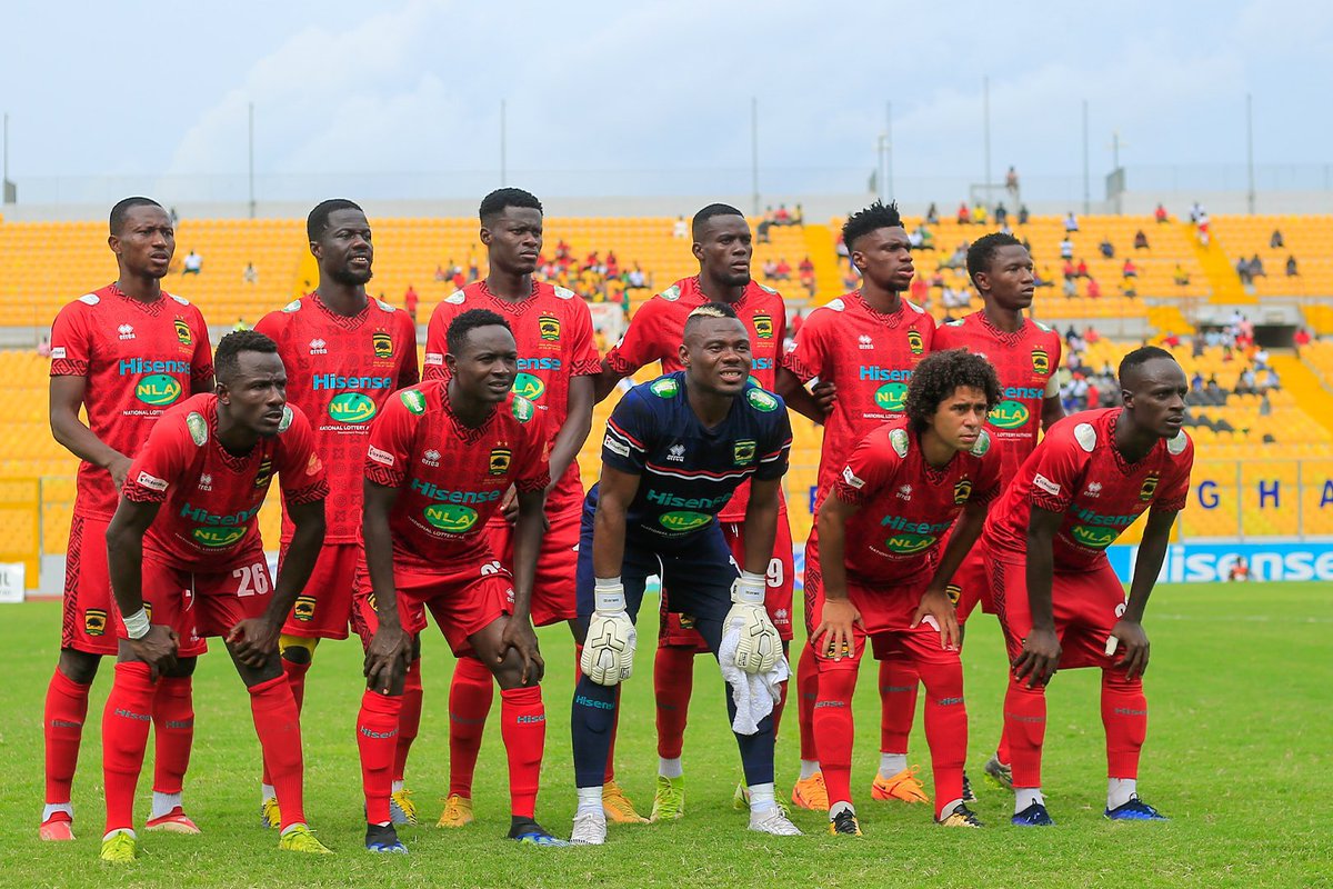 BoaduAgadas8's tweet photo. YES WE ARE THE CHAMPIONS 🍾THE BEST TEAM IN GHANA 🇬🇭 @AsanteKotoko_SC ❤️🇵🇪 https://t.co/Ai2Qce2znx