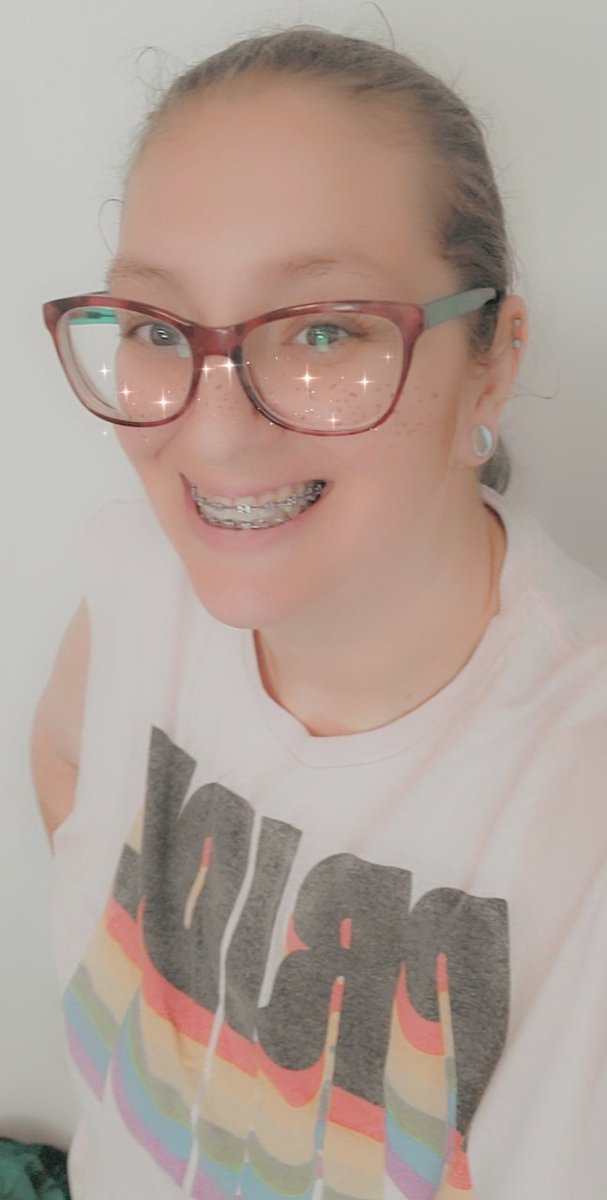 RainDropLibby's tweet photo. Hey all... I'm Libby. I'm Queer AF and don't care if you care ✌️ This is a space for love and only that, otherwise leave. #Pride2022 #loveislove https://t.co/Xbqt3SzxAU