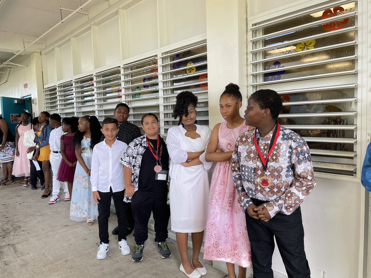 smayeva's tweet photo. The Show Must Go On!โฆโฆAnd it did for our 5th graders @NBEBears. Today, they celebrate their promotion ceremony for their hard work while UnMasking! #school #promotion #movingup #goingtomiddleschool https://t.co/2NM6T6XFLU
