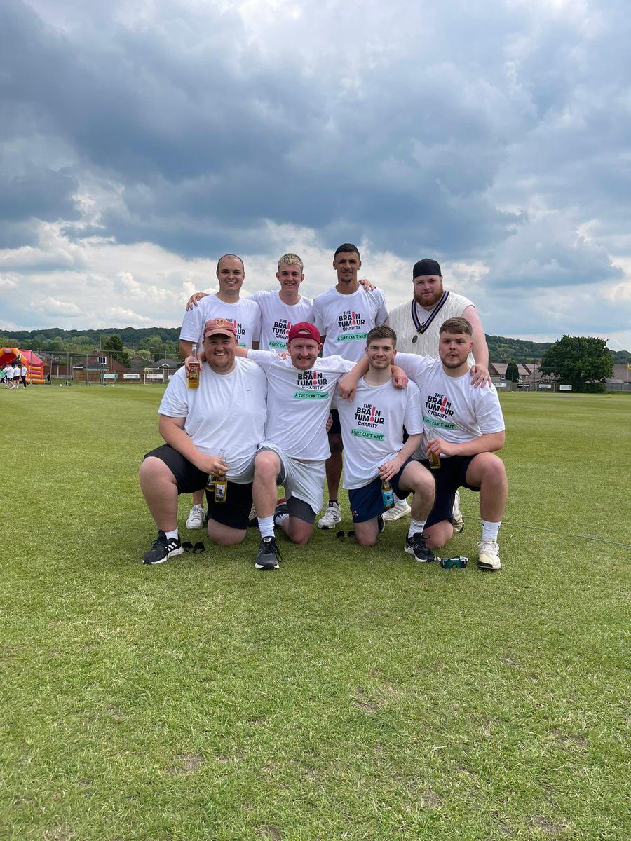 LittleStokeCC's tweet photo. WELL DONE to the @LittleStokeCC Charity Side on winning the Cricket Tournament today at @CheadleCCStaffs for the Mark Edwards Memorial Day in aid of the Brain Tumour Charity
#littlestokecricketclub #charitycrickettournament #braintumourcharity #memorialday #winningteam #whatateam https://t.co/7n4T0vEckW