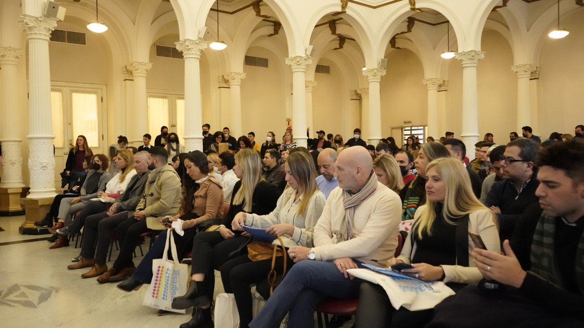 EducacionCyT's tweet photo. Con la presencia del Ministro de Educación de la Nación, @jaimeperczyk, y de la Secretaria de Cooperación Educativa y Acciones Prioritarias, Andrea García; participamos en el Encuentro Puntos #Progresar junto a la @secdejuventudes  de #LaMatanza.

#lamatanzaciudaddelaprendizaje https://t.co/YAYhxDKAad