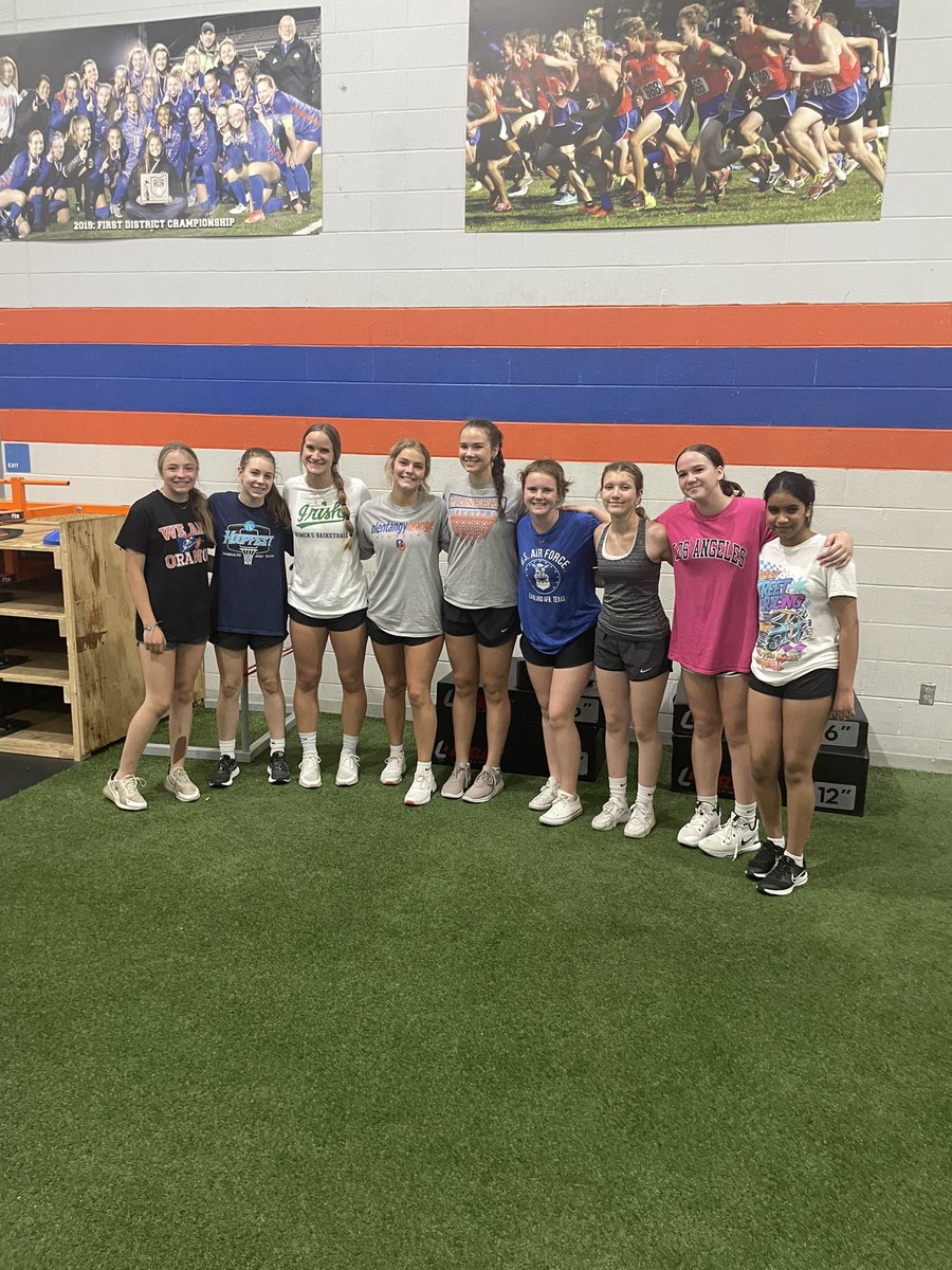 Shout out to <a href="/OOHS_GirlsBball/">Orange Girls Basketball</a> for taking advantage of an off week to come to get a workout in!!