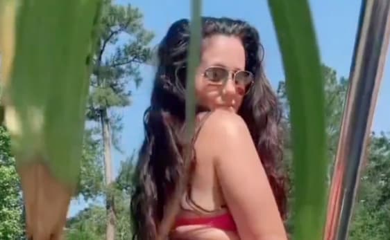 Jenelle Evans Claps (Cheeks) Back at Haters After Joining OnlyFans https://t.co/FsIpRFTVcS https://t.co/Qa99mJJd6O