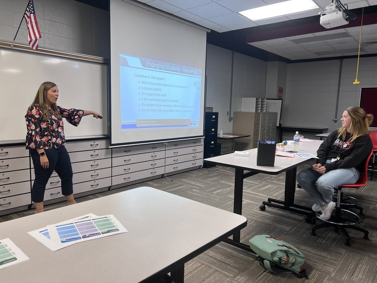 i2Conference's tweet image. #I2Conference participants learned about designing instruction to meet the needs of all learners.  UDL is a framework that identifies the three following overarching principles: Engagement, Representation, &amp;amp; Action &amp;amp; Expression! 
#INeLearn