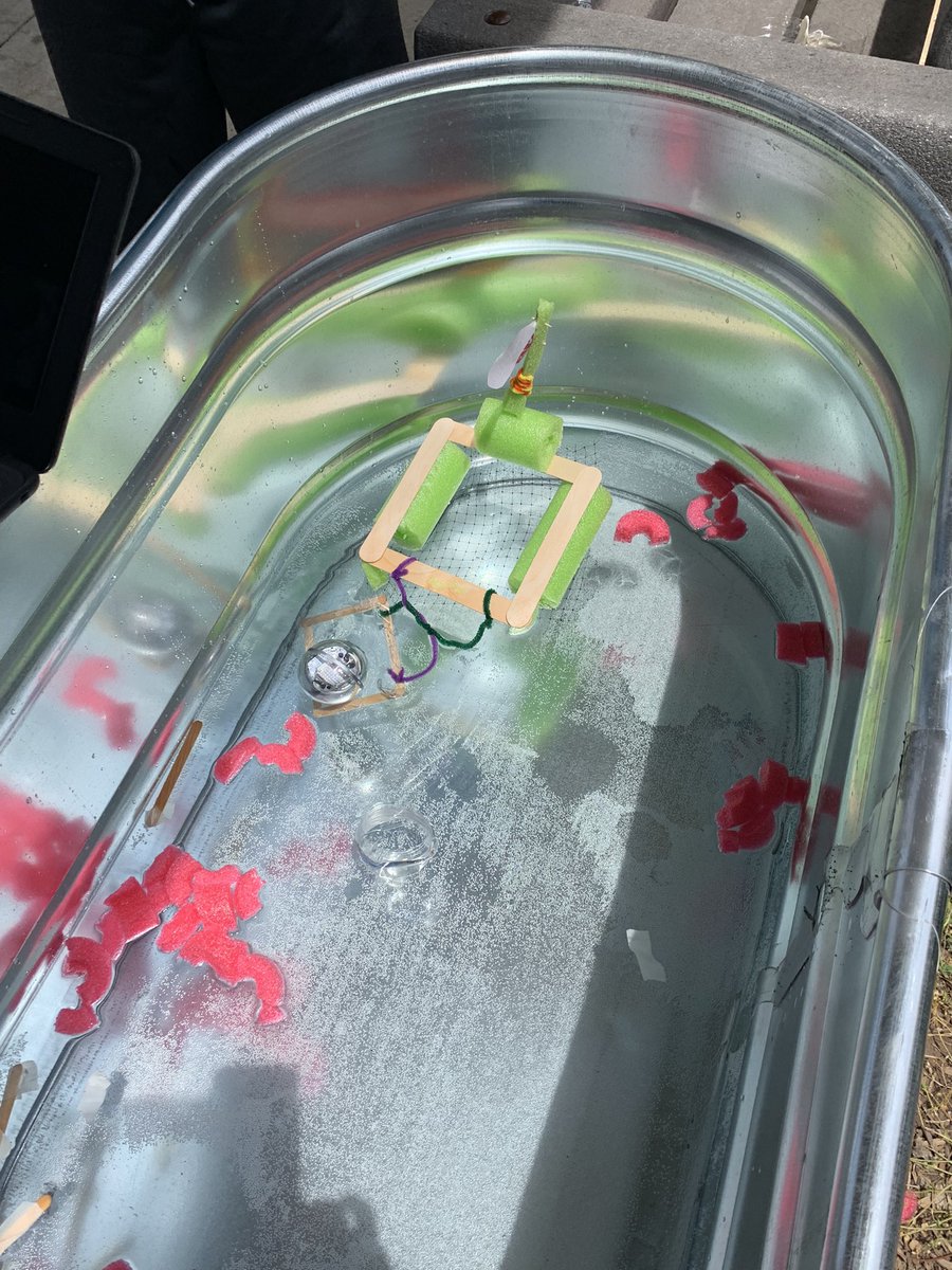 Thea Clark tweet media